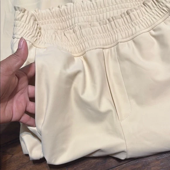 Zara Beige Elastic Waist Joggers - Picture 7 of 8